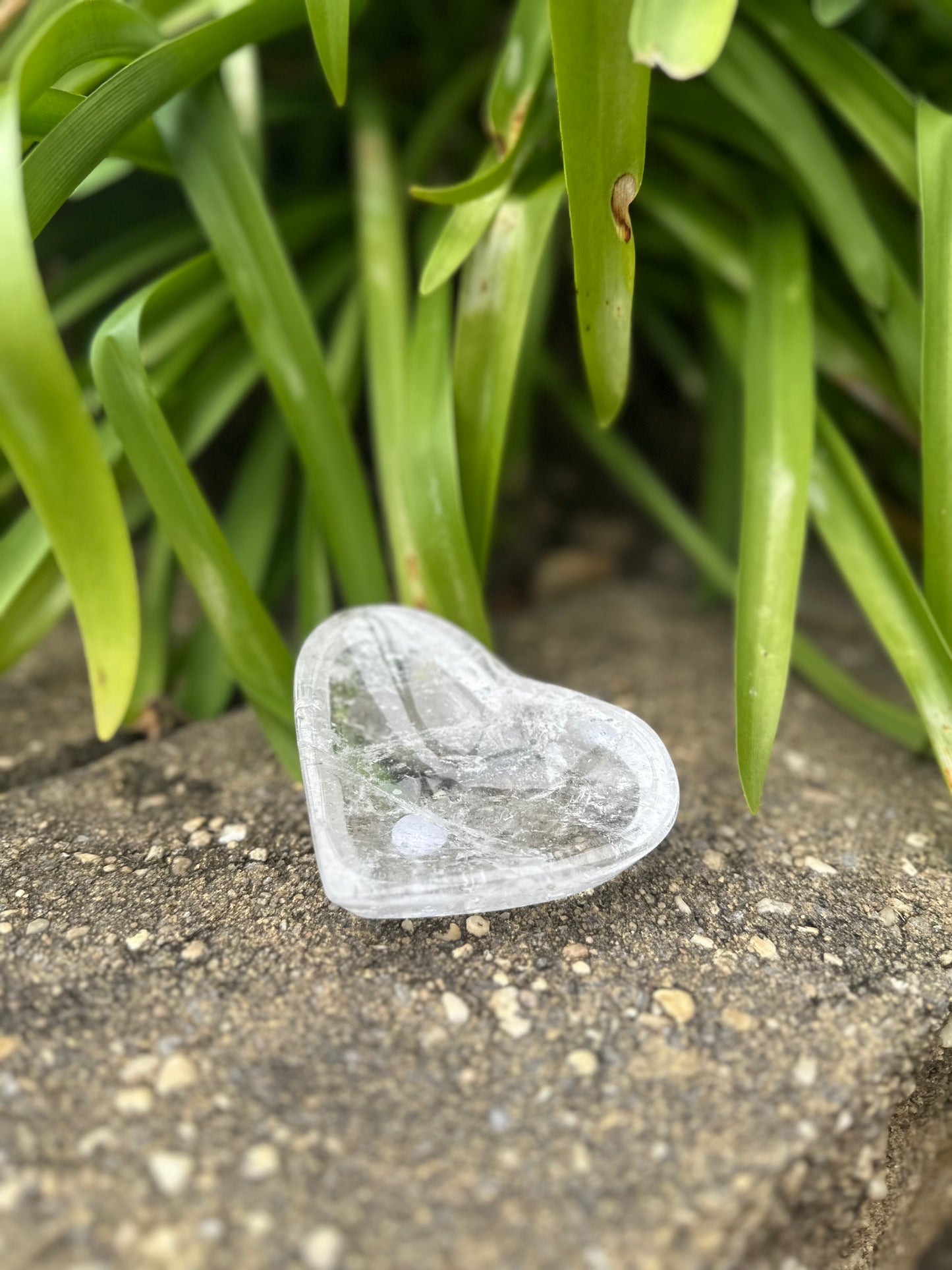 CLEAR QUARTZ HEART BOWL