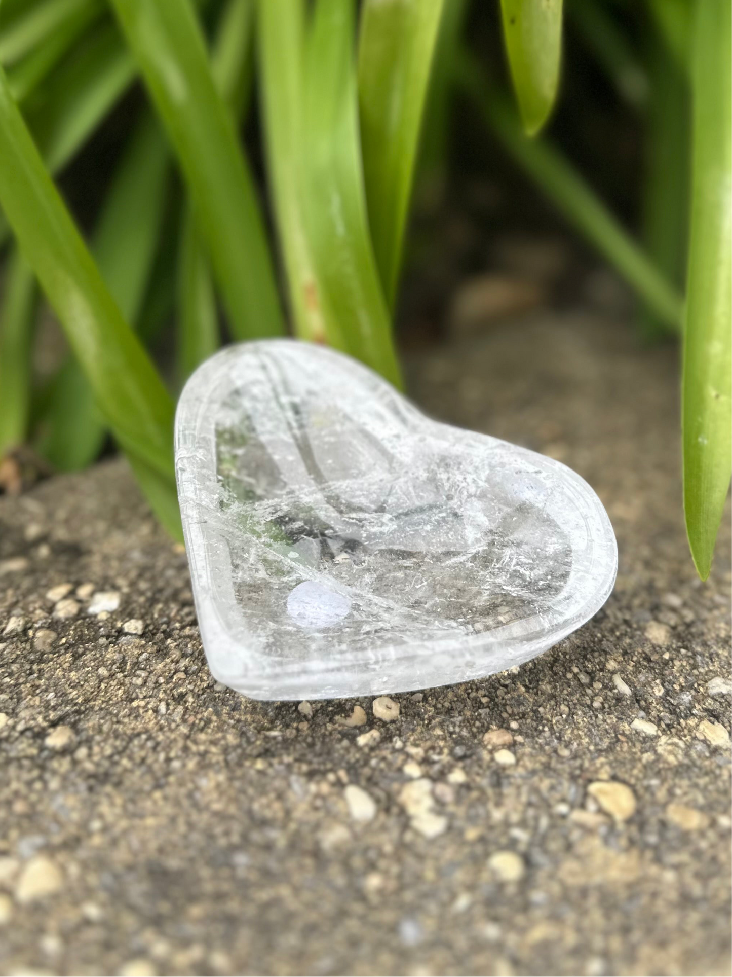 CLEAR QUARTZ HEART BOWL