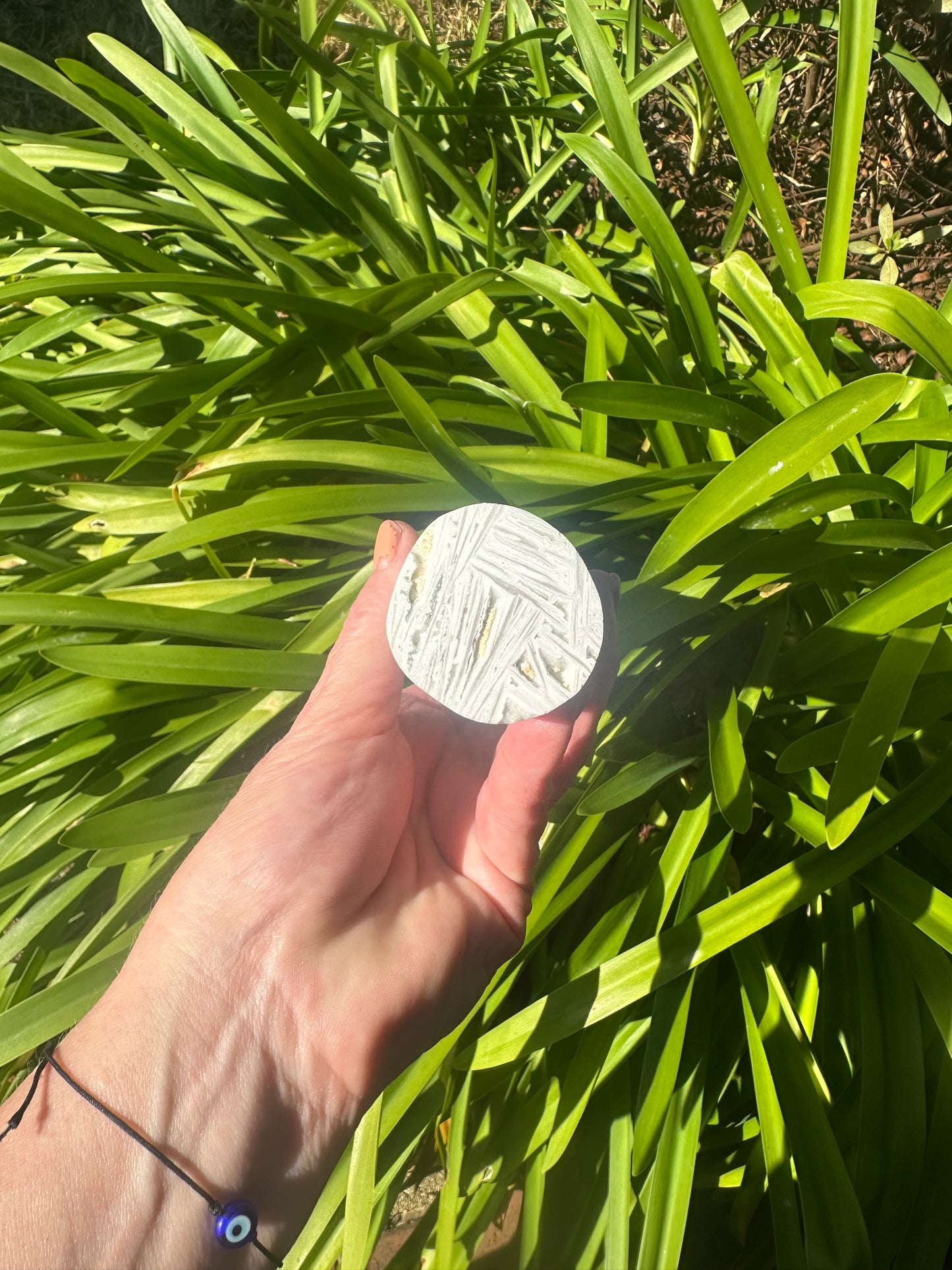 White MEXICAN AGATE CYLINDER with stand