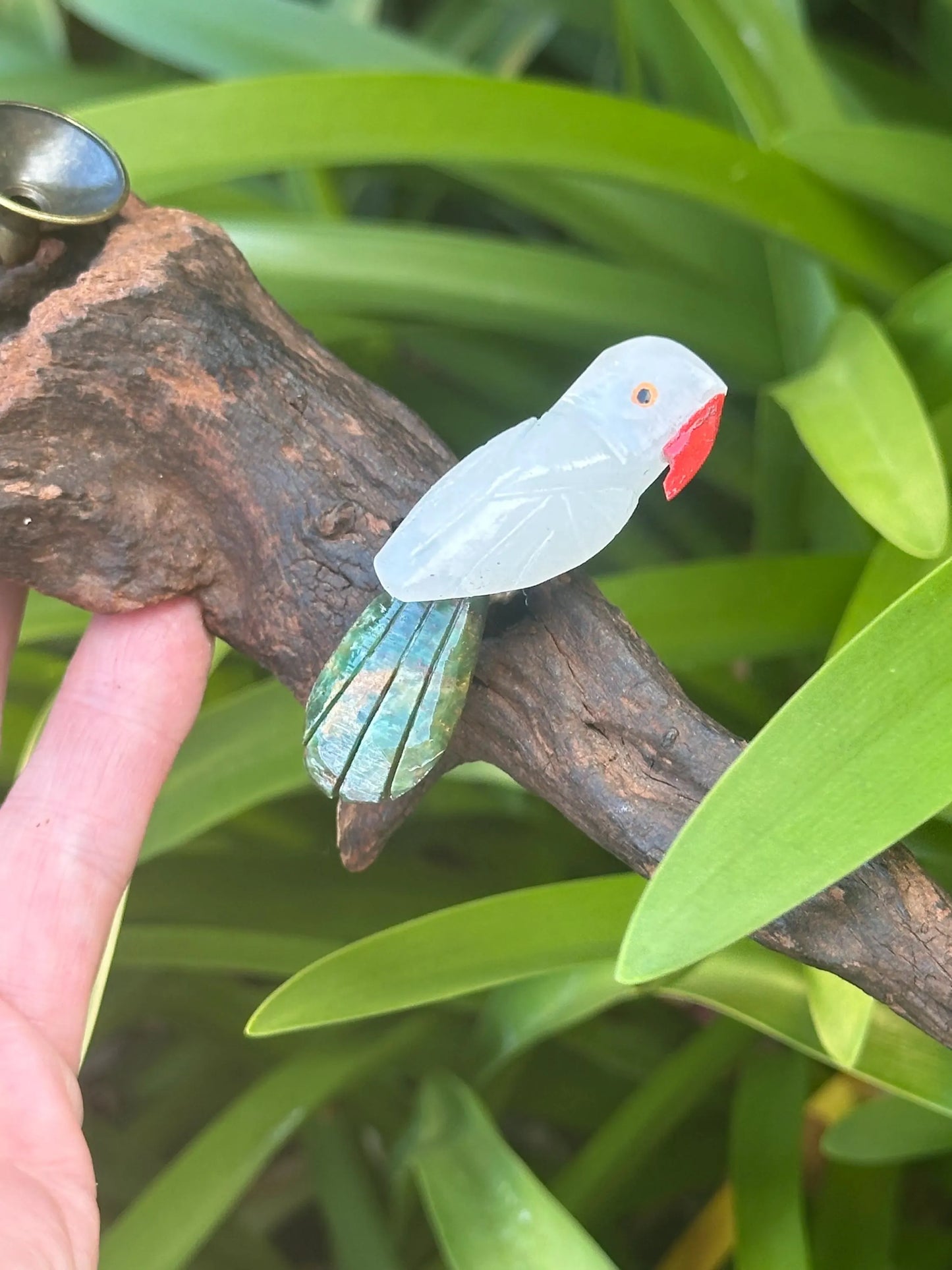 CRYSTAL BIRD and WOOD Sphere holder