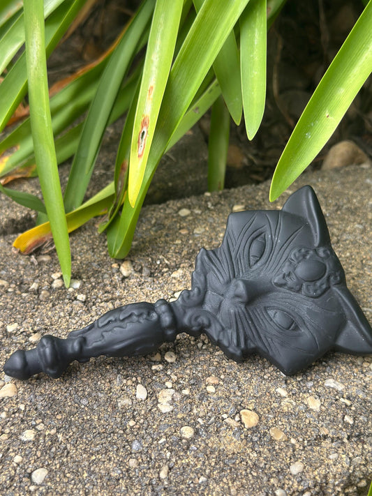 OBSIDIAN CAT MIRROR