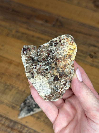 GARNET SPECIMENS