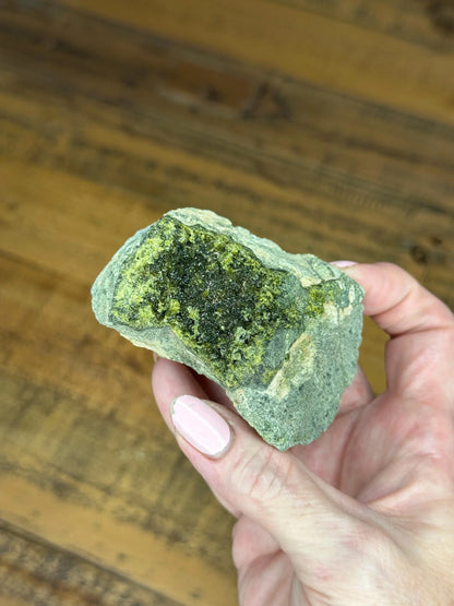 EPIDOTE SPECIMEN