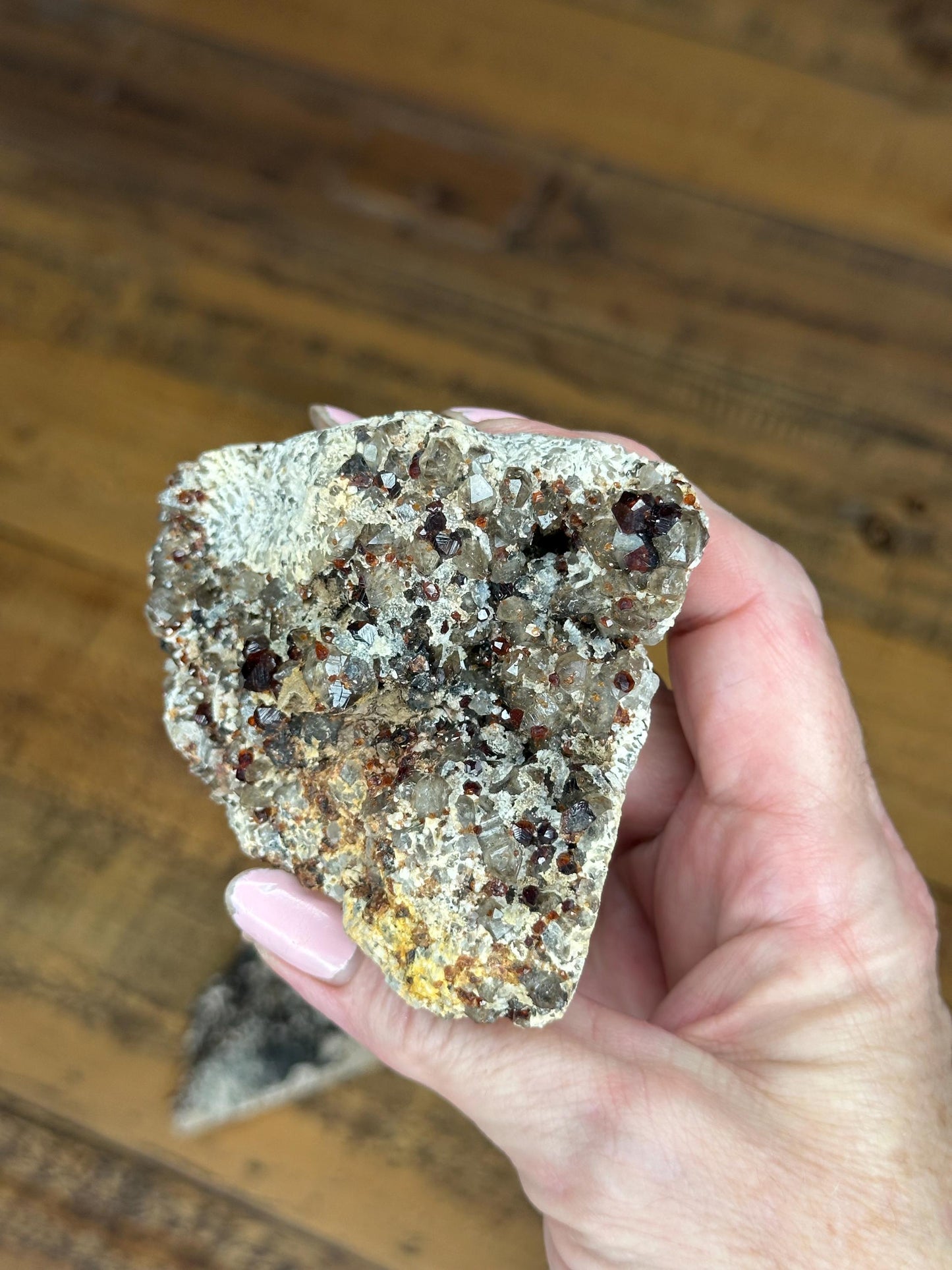 GARNET SPECIMENS