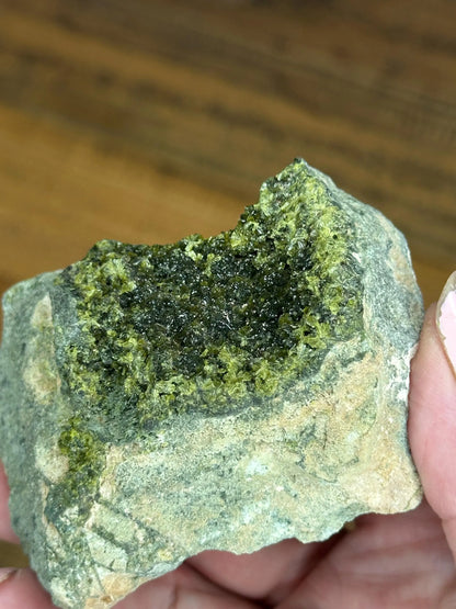 EPIDOTE SPECIMEN
