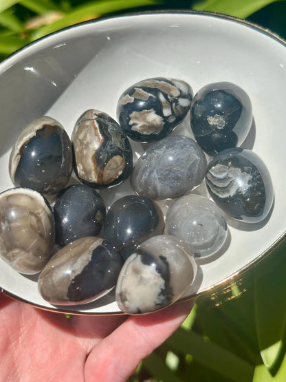 VOLCANO AGATE EGGS