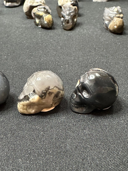 VOLCANO AGATE mini SKULLS