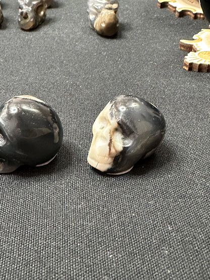 VOLCANO AGATE mini SKULLS