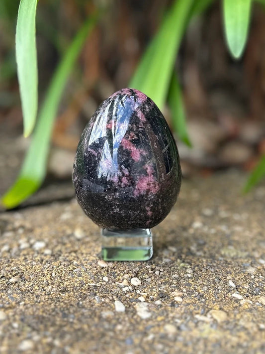 RHODONITE EGG